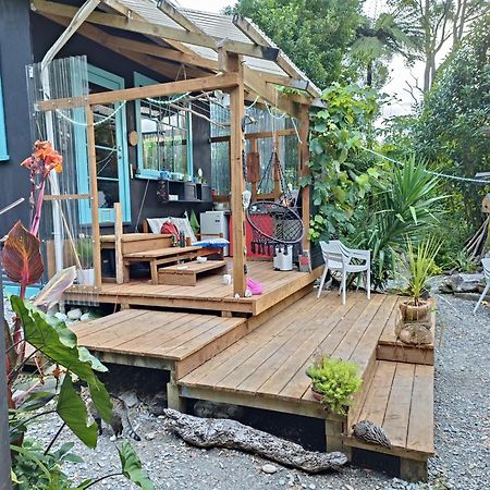 Gumboot Paradise Eco Stay Barrytown Ngoại thất bức ảnh